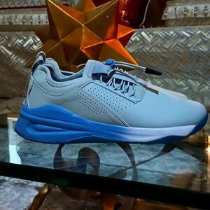 Women's clove classic healthcare shoes